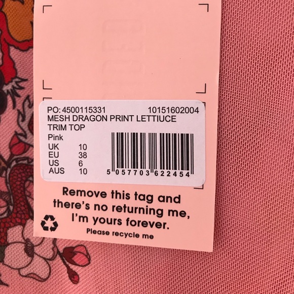 90s inspired crop top 🐉 print - Picture 5 of 6